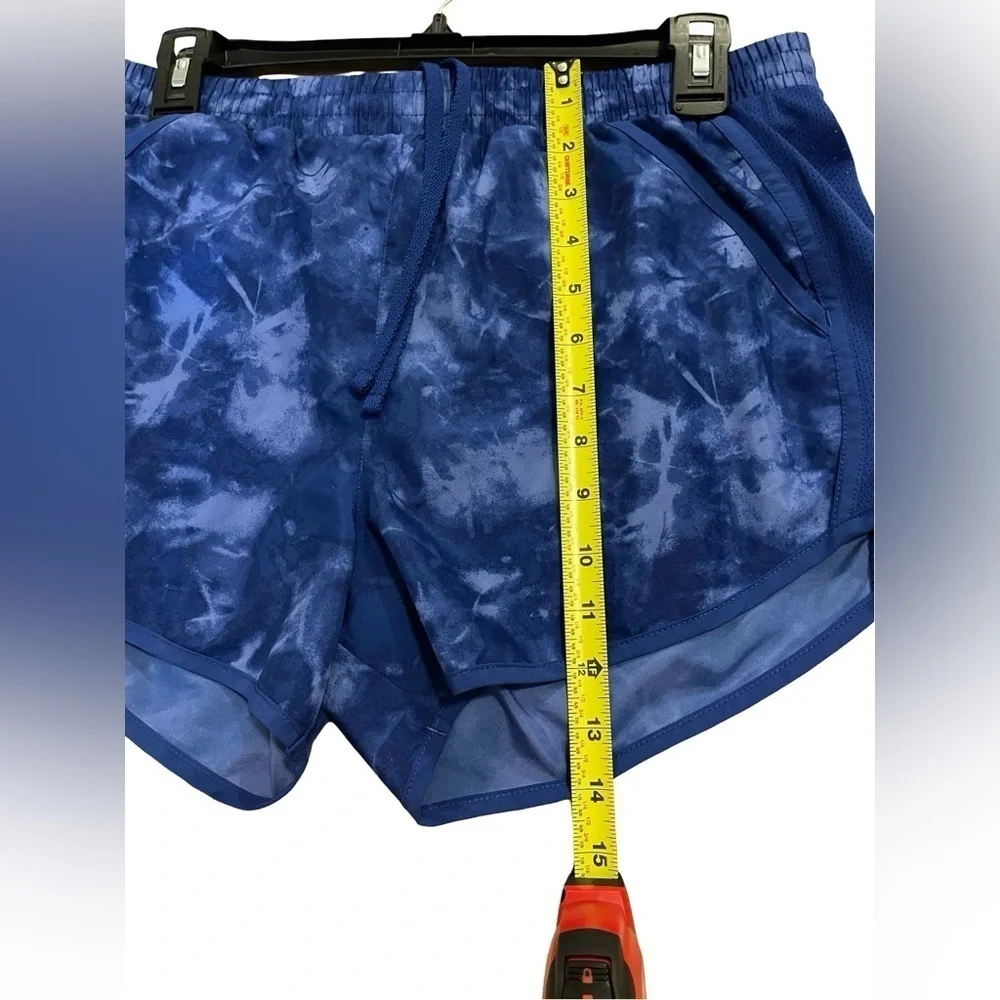 Under Armour Heat Gear Lined Athletic Shorts with Pockets Blue Design Sz Medium